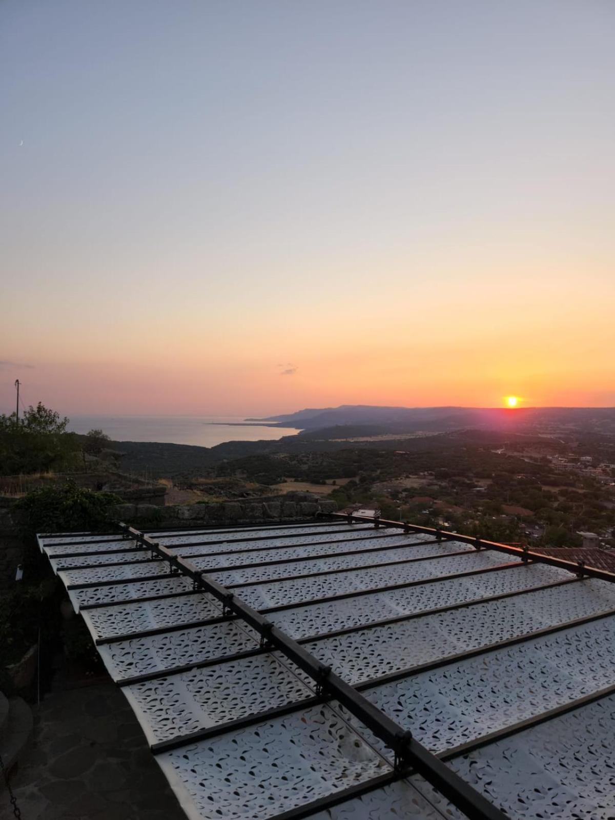 Assos Sunset Hotel 外观 照片